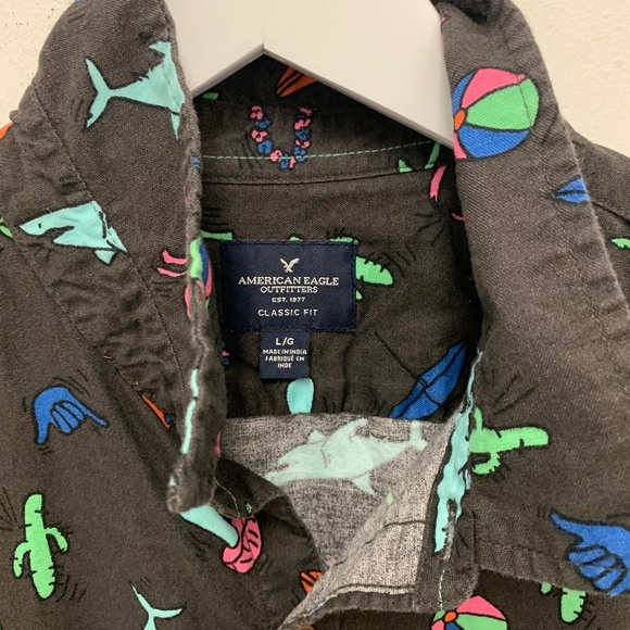 American Eagle - Classic Fit Oxford Size Large - Picture 3 of 4